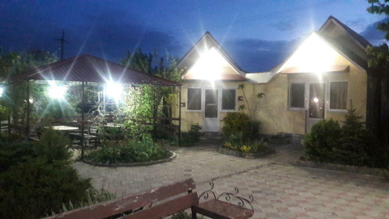 Beregynya Motel Yuzhnoukrainsk Dış mekan fotoğraf